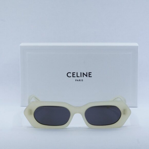 Final Price! Celine CL40243I 39A Opal Vanilla /Smoke Sunglasses main image 5